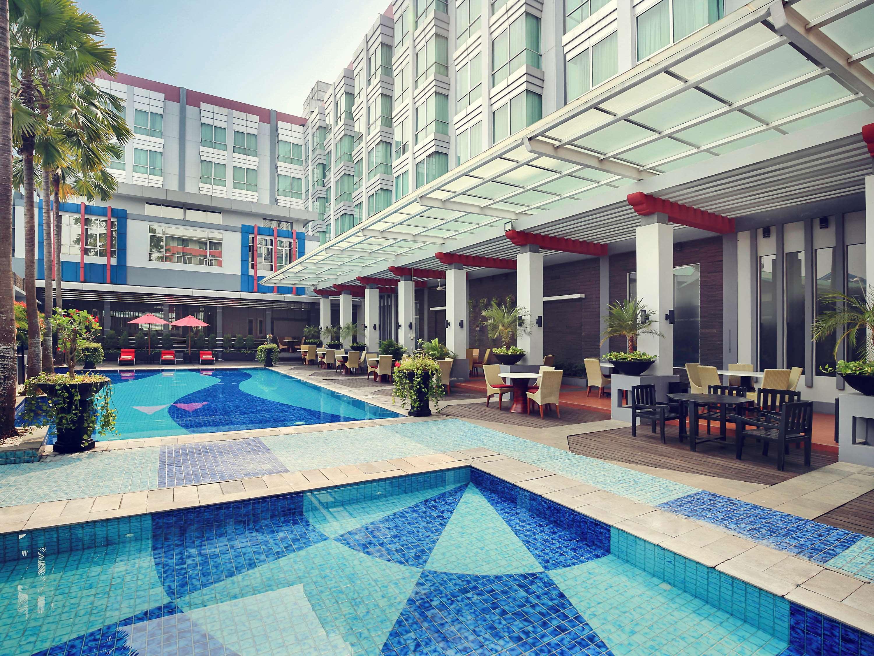 Mercure Pontianak City Center Exterior photo