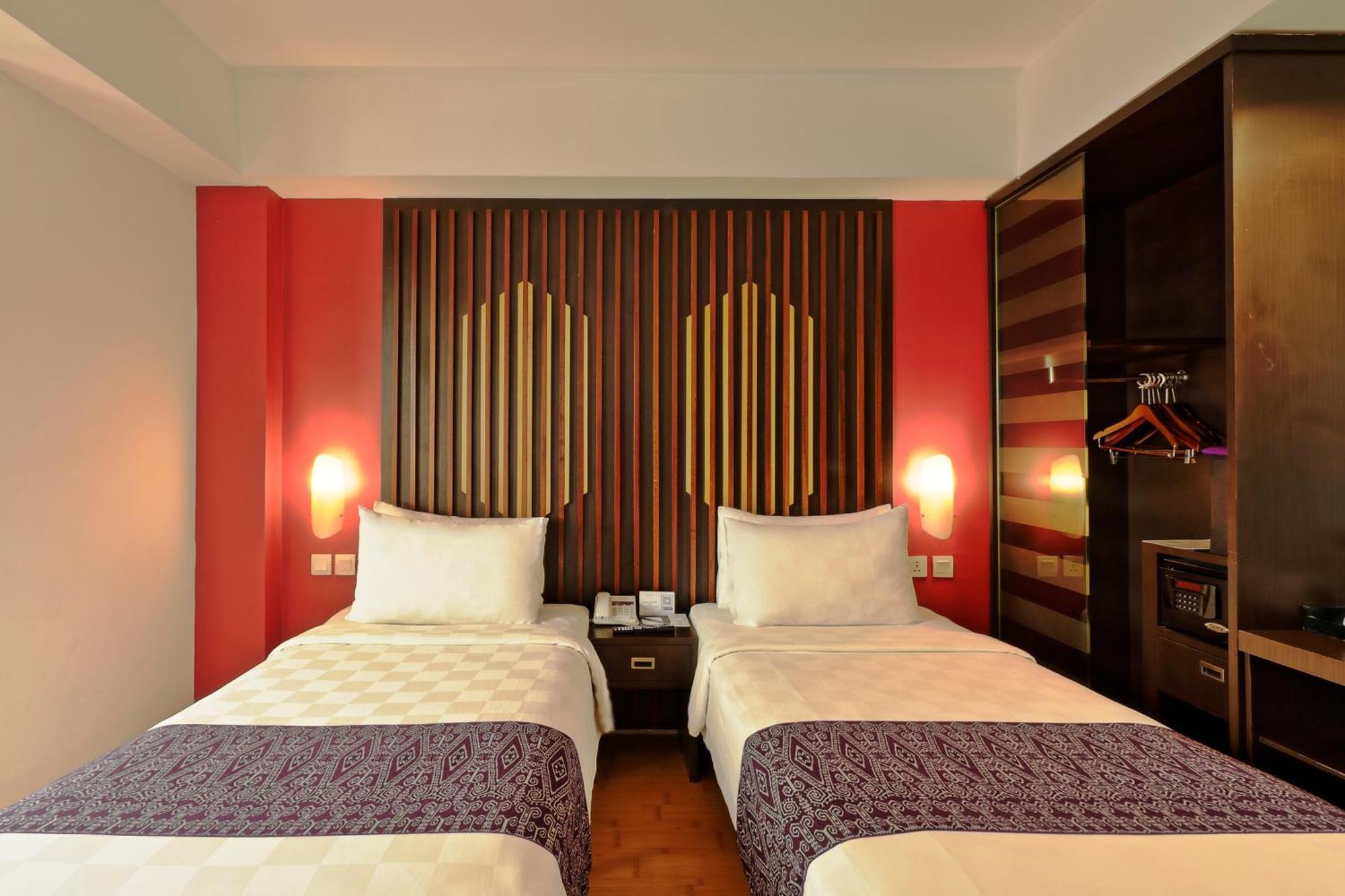 Mercure Pontianak City Center Exterior photo