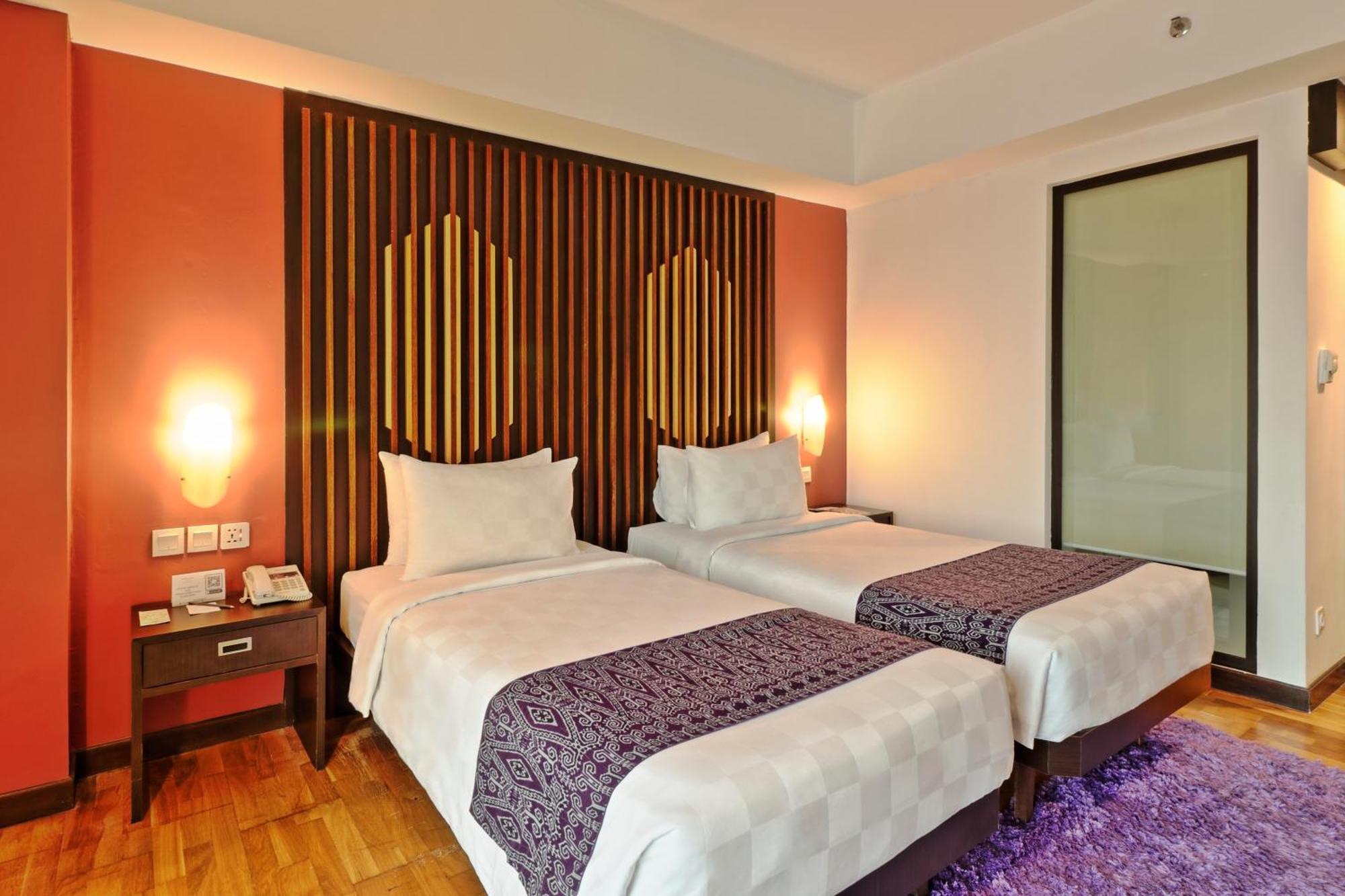 Mercure Pontianak City Center Exterior photo
